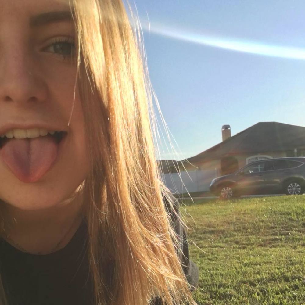 Meet your Posher, Ellyse